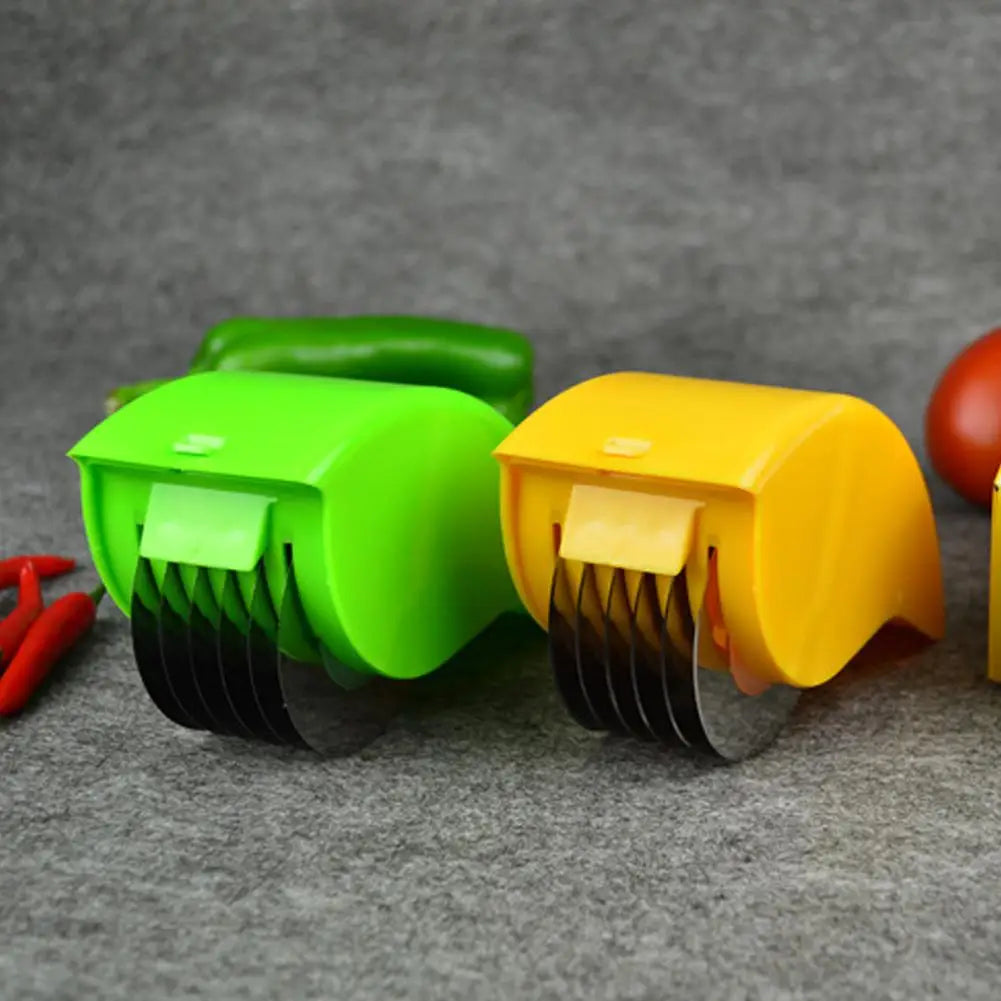 Vegetable Chopper Roller Manual Scallion Cutter with 6 Stainless Steel Blade Detachable Herb Roller Mincer Parsley Chopper Tools
